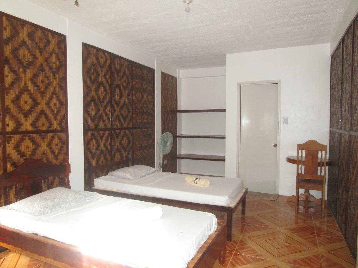 Point 303 Resort General Luna  Buitenkant foto